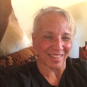 Meet your Posher, Suzanne